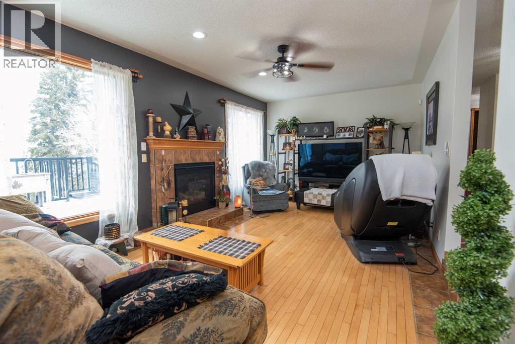 60, 40421 Range Road 10, Rural Lacombe County, Alberta  T4L 1S6 - Photo 10 - A2300374