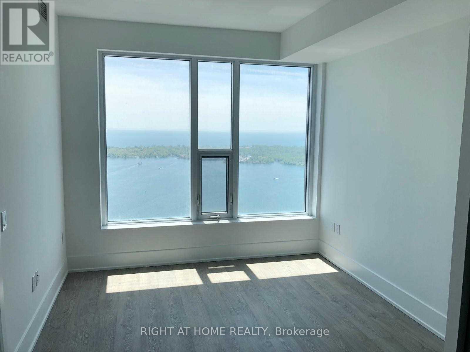 5108 - 10 York Street, Toronto, Ontario M5J 2L9 - Photo 4 - C12986466