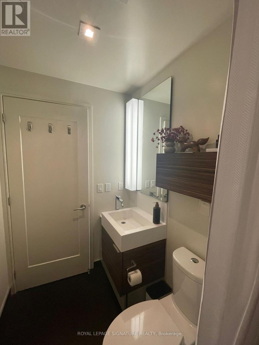 4905 - 88 Scott Street, Toronto, Ontario  M5E 0A9 - Photo 10 - C12986470