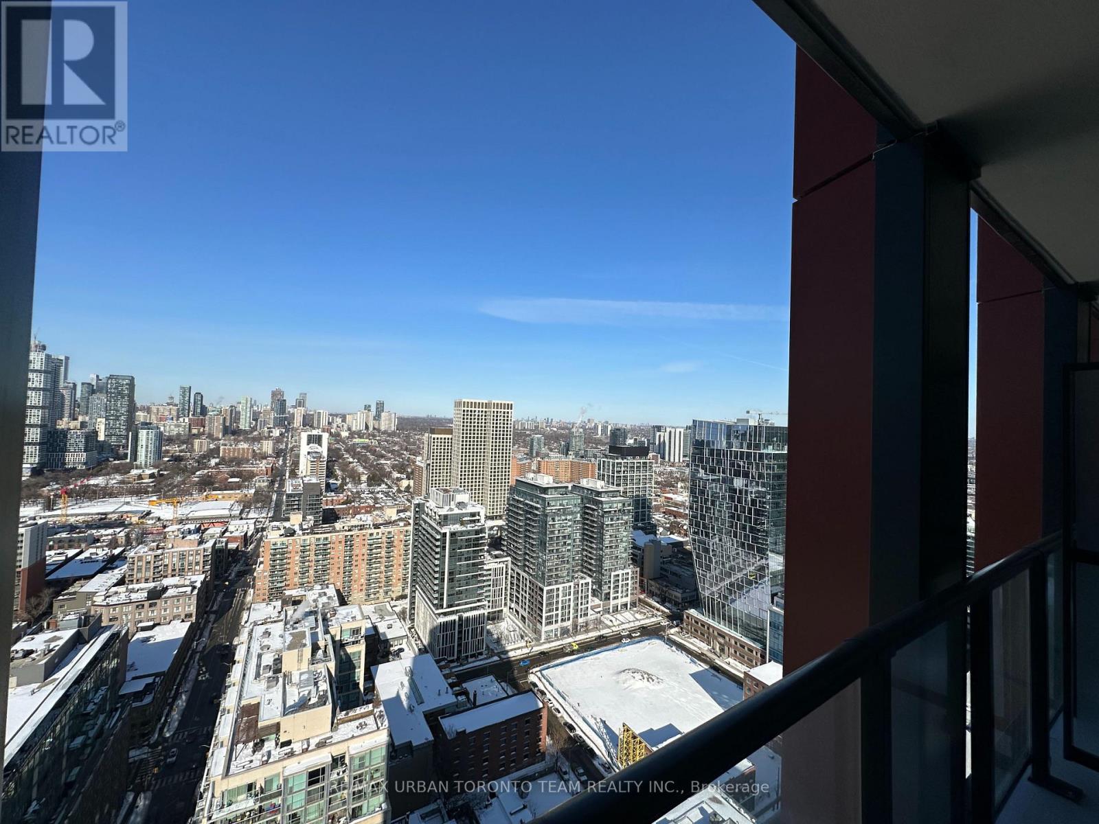 3915 - 180 Front Street E, Toronto, Ontario  M5A 0A9 - Photo 6 - C12986490