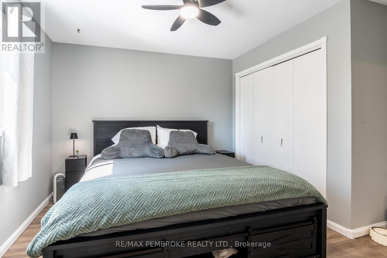 24 Earl Street, Petawawa, Ontario  K8H 3M4 - Photo 32 - X12986482