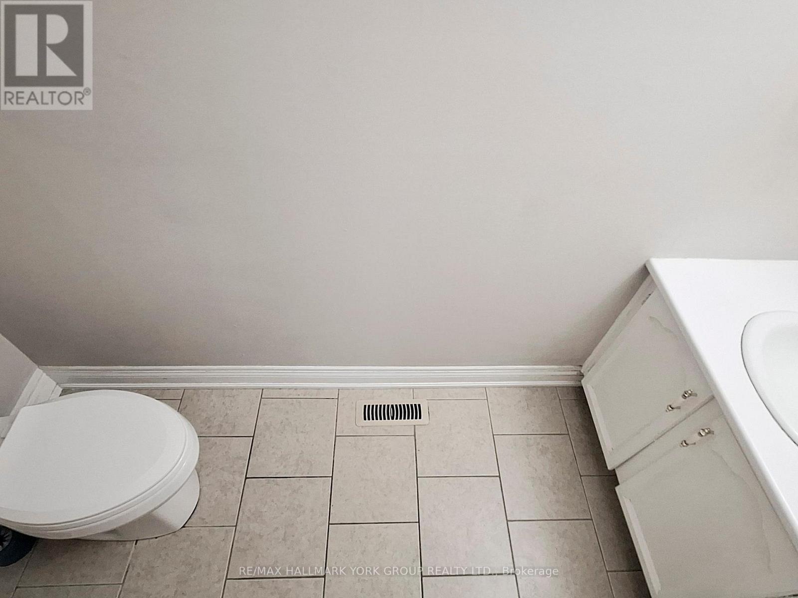 161 Spruce Street, Aurora, Ontario  L4G 3R7 - Photo 16 - N12982790