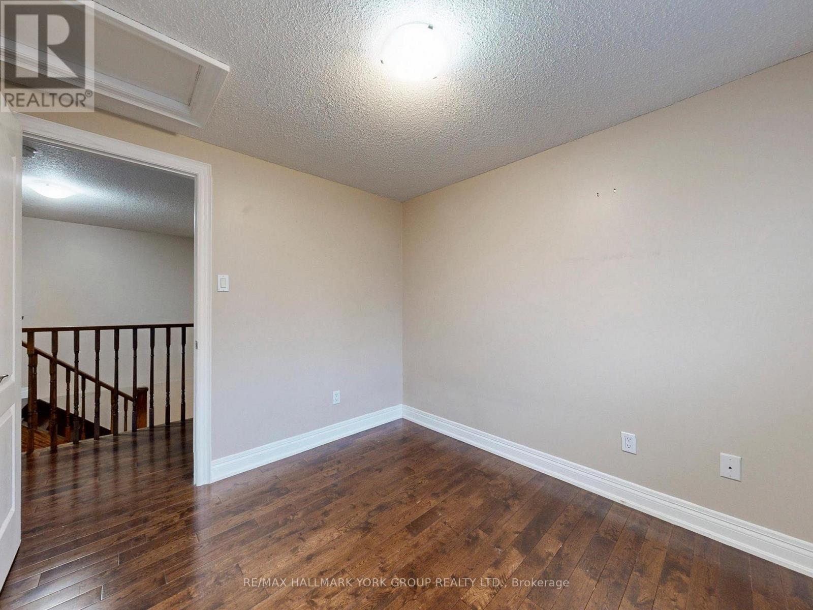 161 Spruce Street, Aurora, Ontario  L4G 3R7 - Photo 28 - N12982790