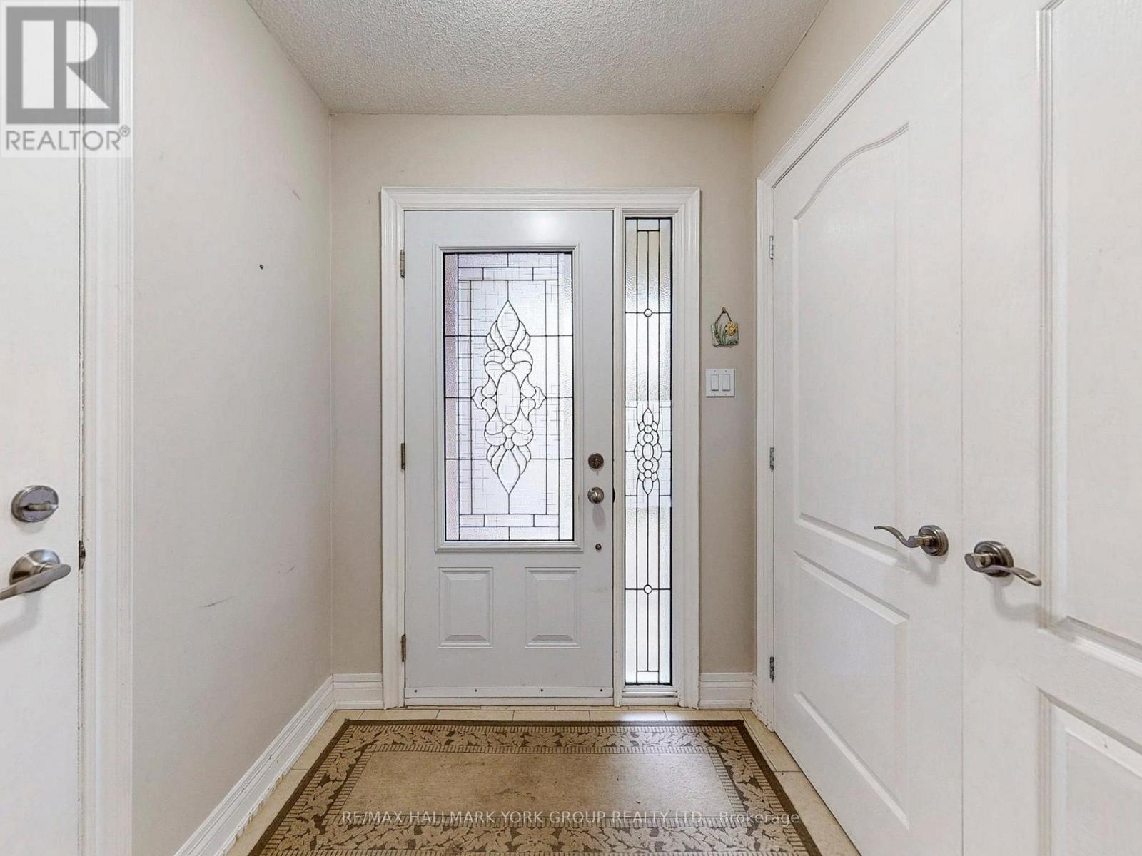 161 Spruce Street, Aurora, Ontario  L4G 3R7 - Photo 17 - N12982790