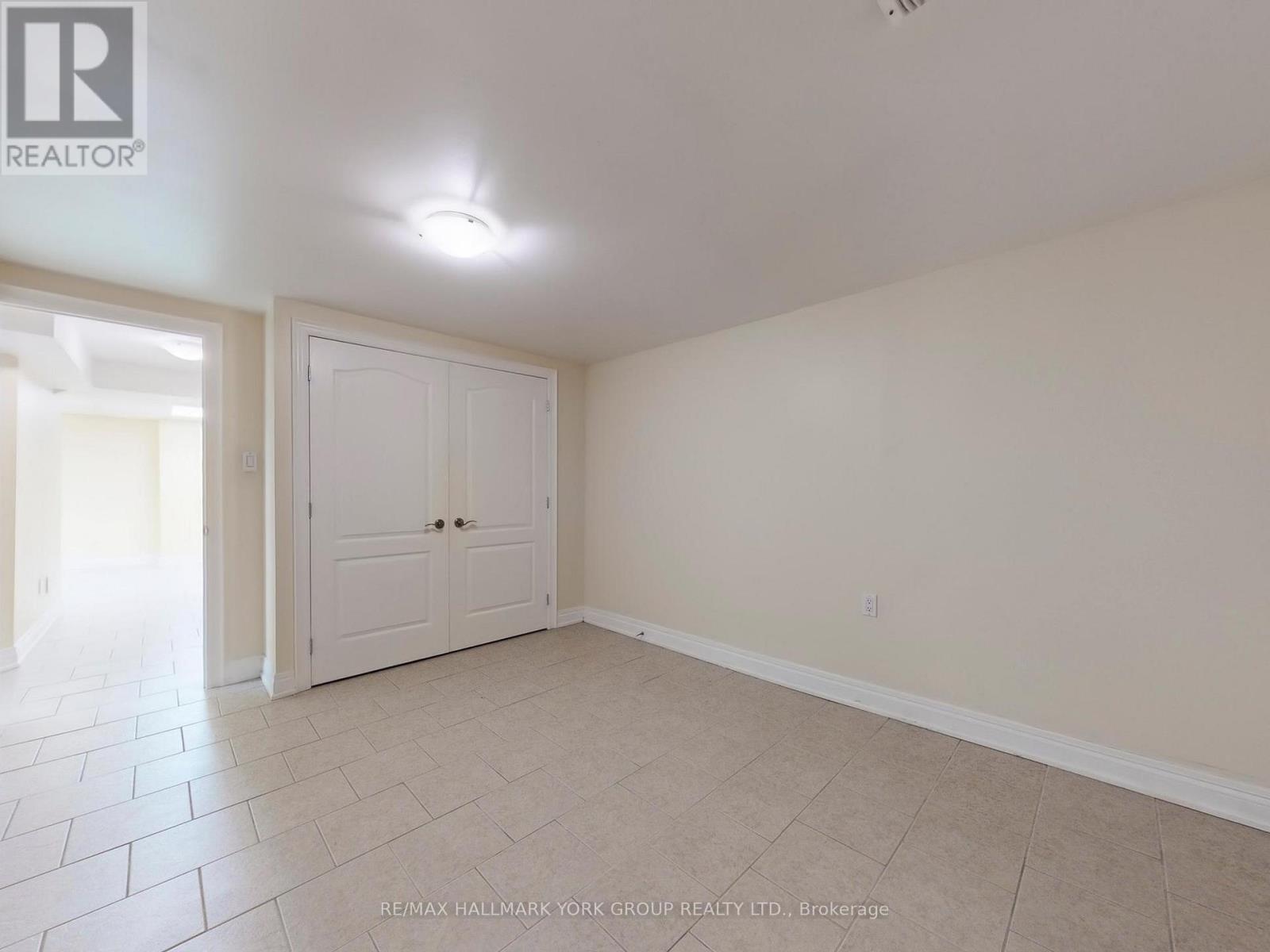 161 Spruce Street, Aurora, Ontario  L4G 3R7 - Photo 37 - N12982790