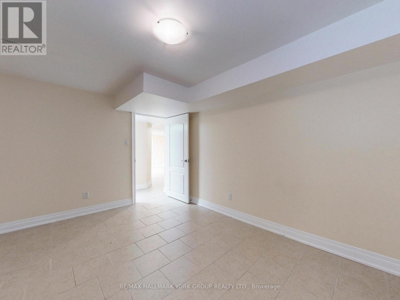 161 Spruce Street, Aurora, Ontario  L4G 3R7 - Photo 35 - N12982790