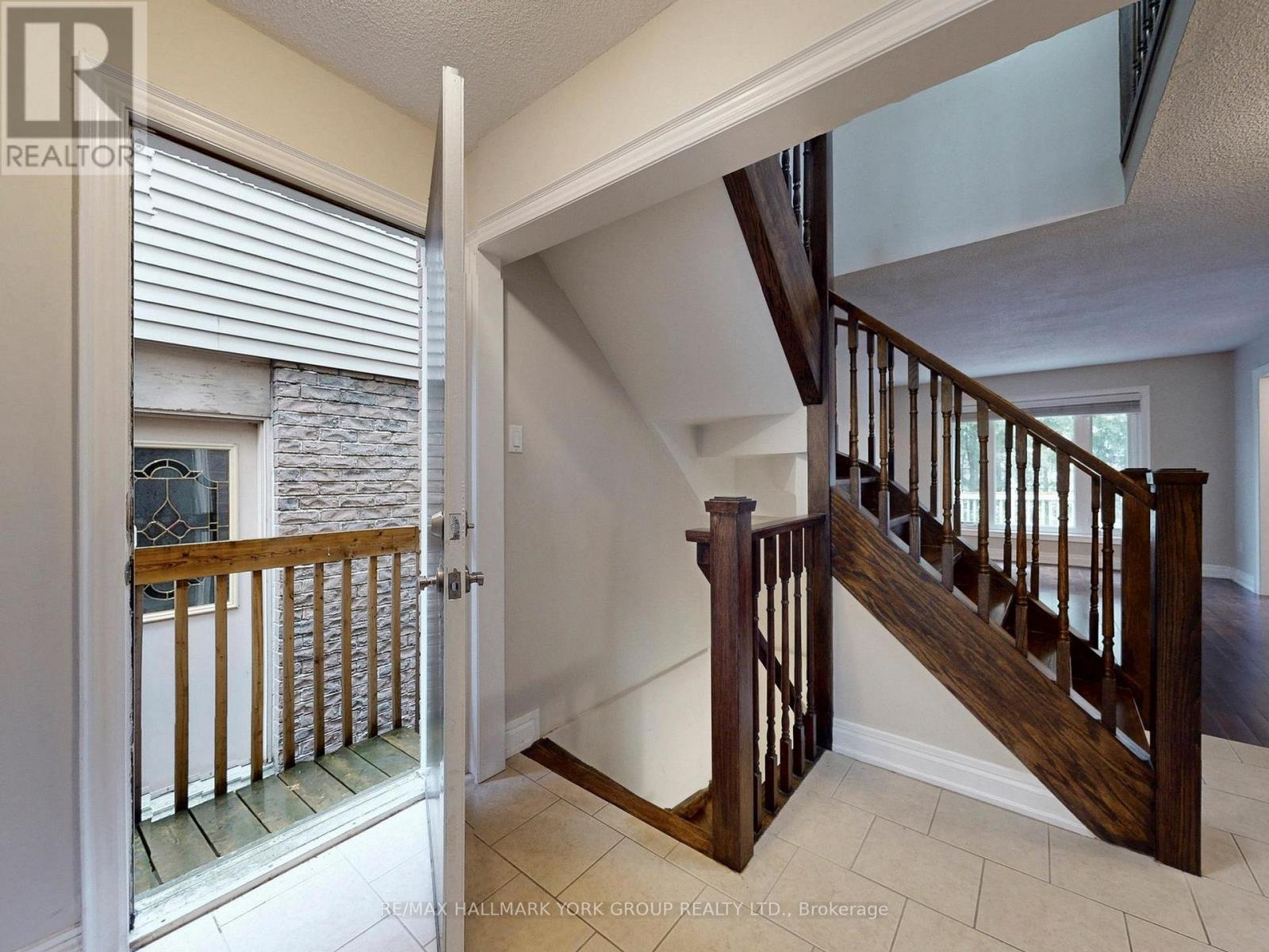 161 Spruce Street, Aurora, Ontario  L4G 3R7 - Photo 32 - N12982790