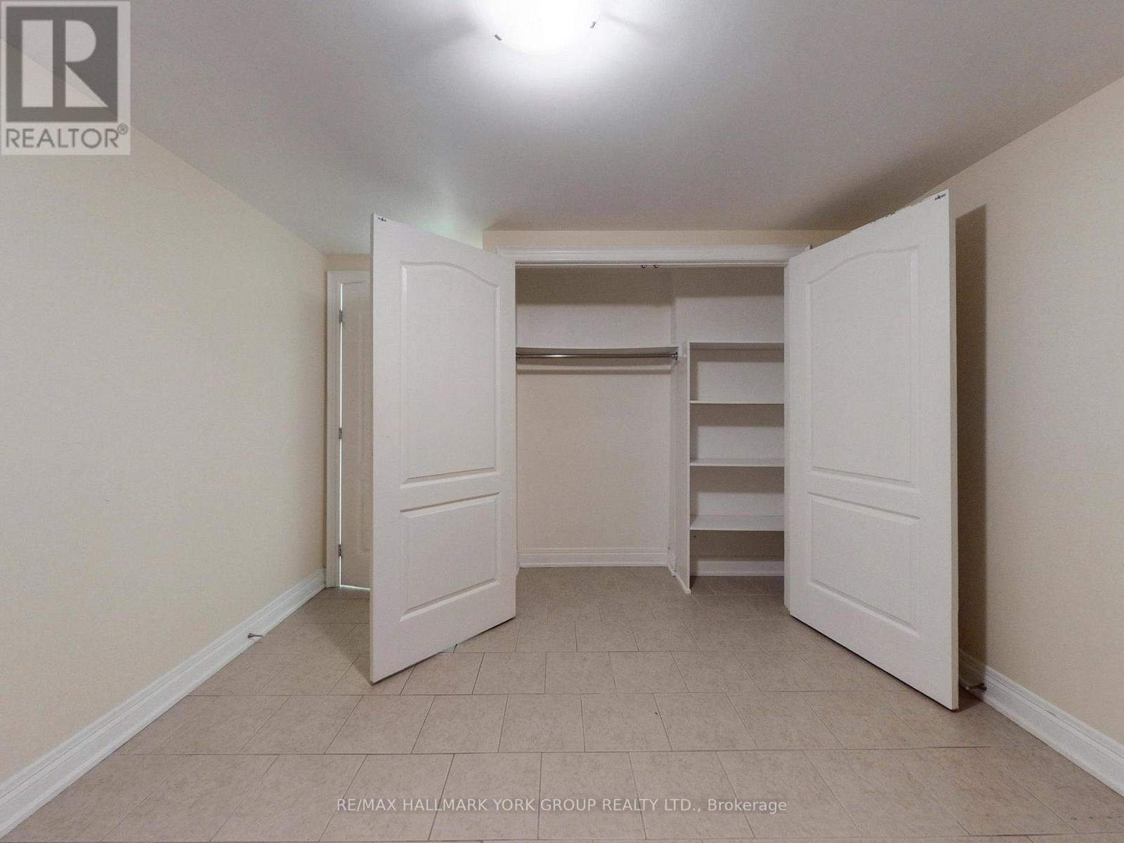 161 Spruce Street, Aurora, Ontario  L4G 3R7 - Photo 38 - N12982790