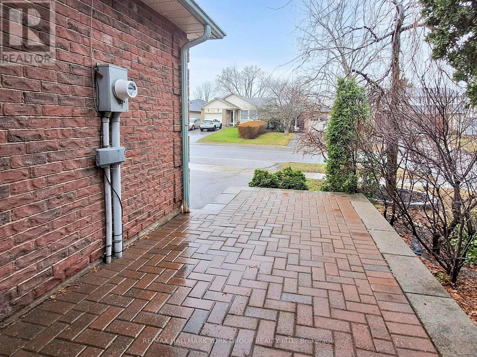 161 Spruce Street, Aurora, Ontario  L4G 3R7 - Photo 49 - N12982790