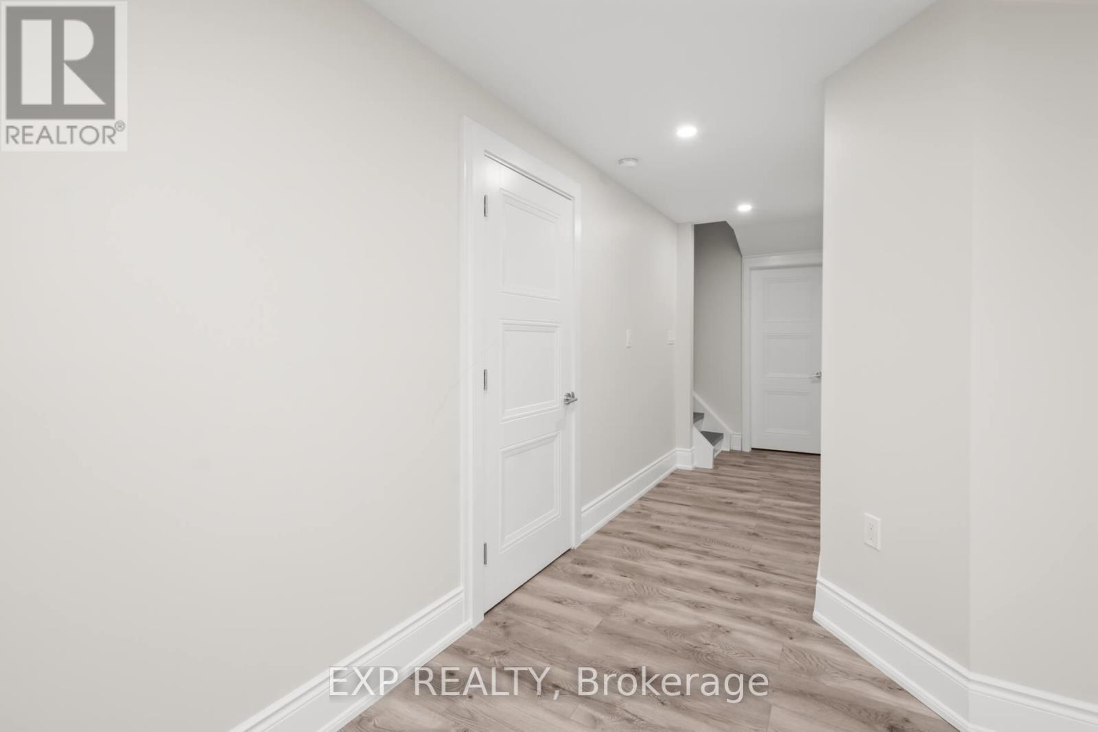 56 Lewis Avenue, Bradford West Gwillimbury, Ontario  L3Z 0X2 - Photo 33 - N12986468