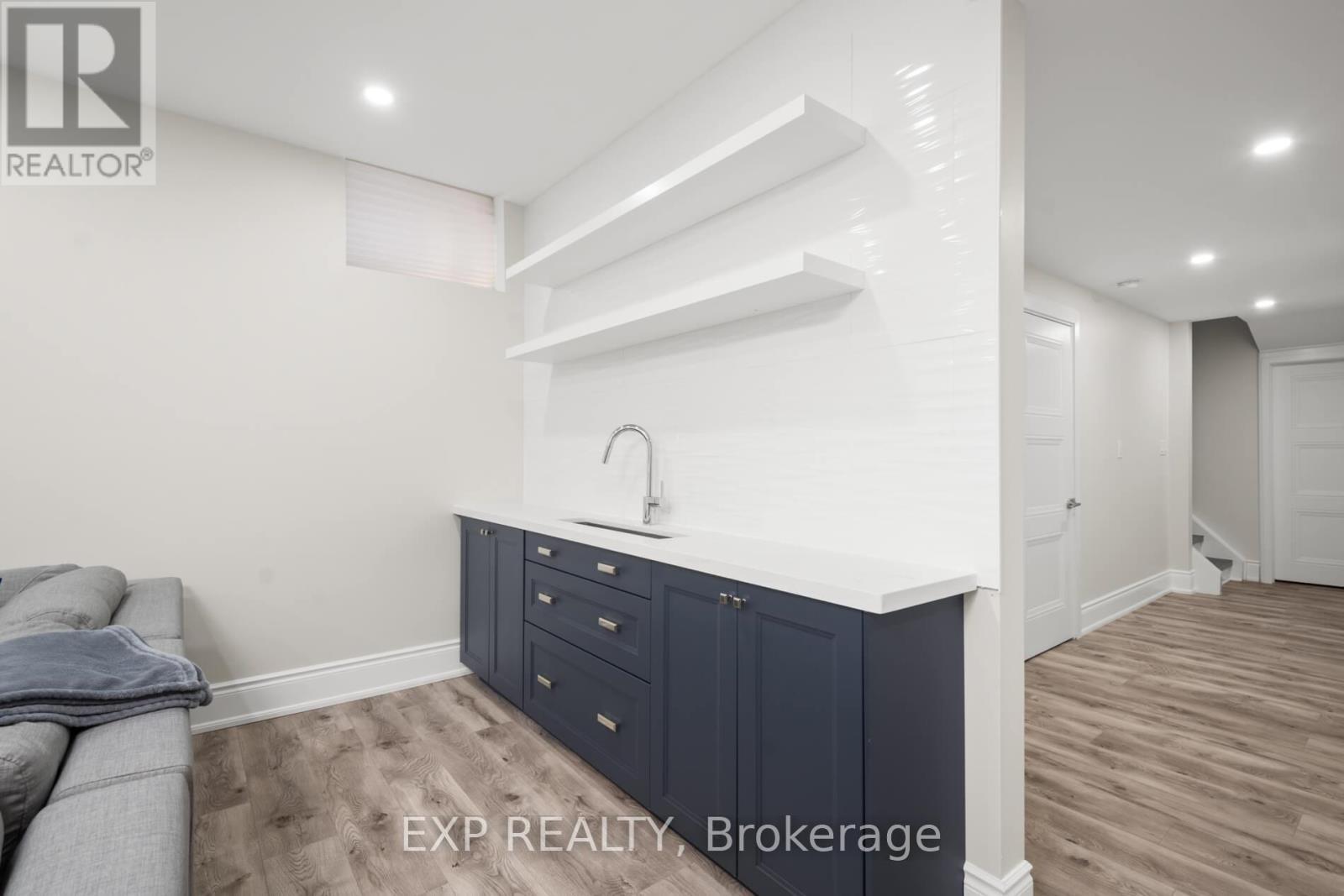 56 Lewis Avenue, Bradford West Gwillimbury, Ontario  L3Z 0X2 - Photo 39 - N12986468