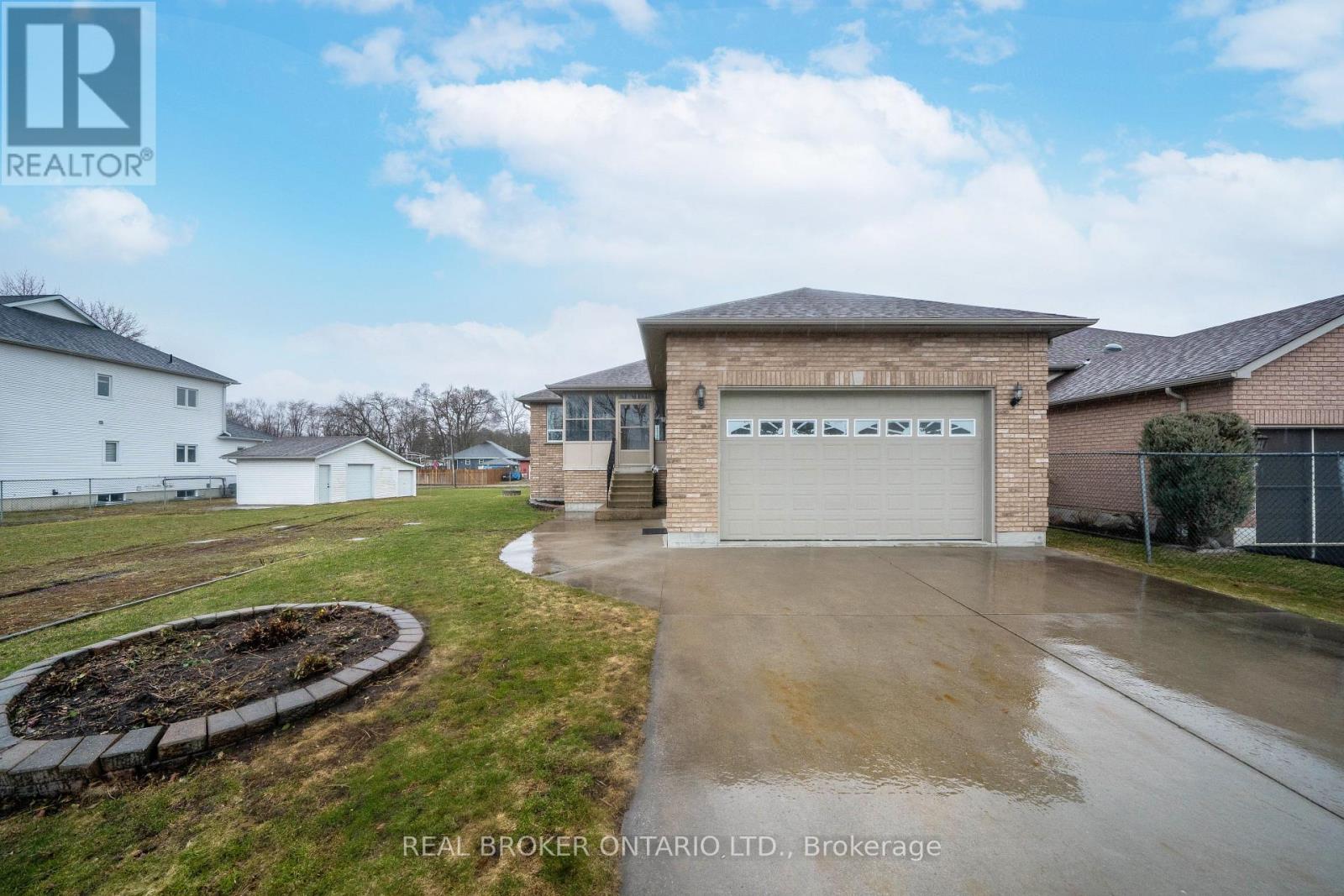 1092 ALFRED STREET, Innisfil, Ontario