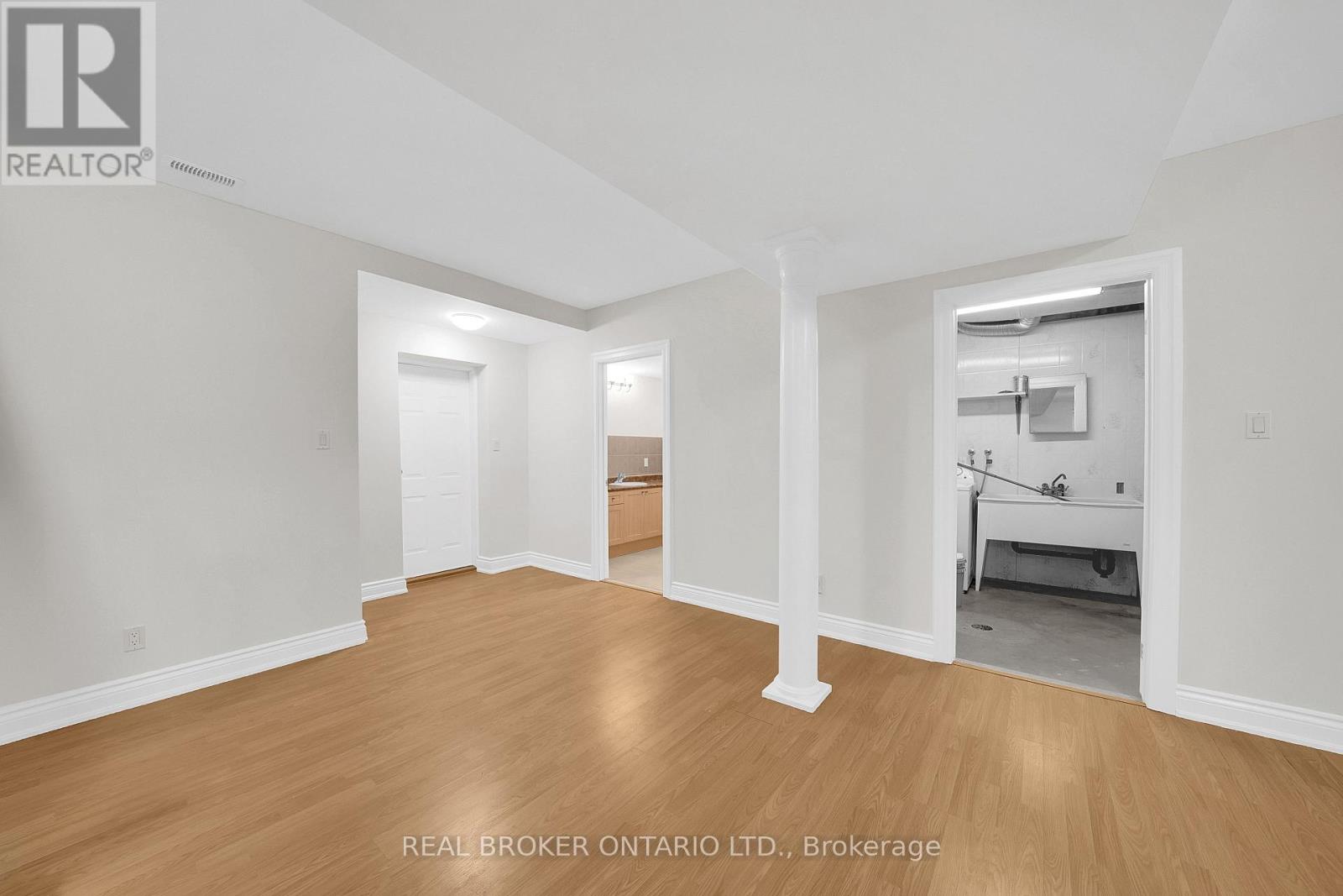 1092 Alfred Street, Innisfil, Ontario  L0L 1C0 - Photo 29 - N12986494