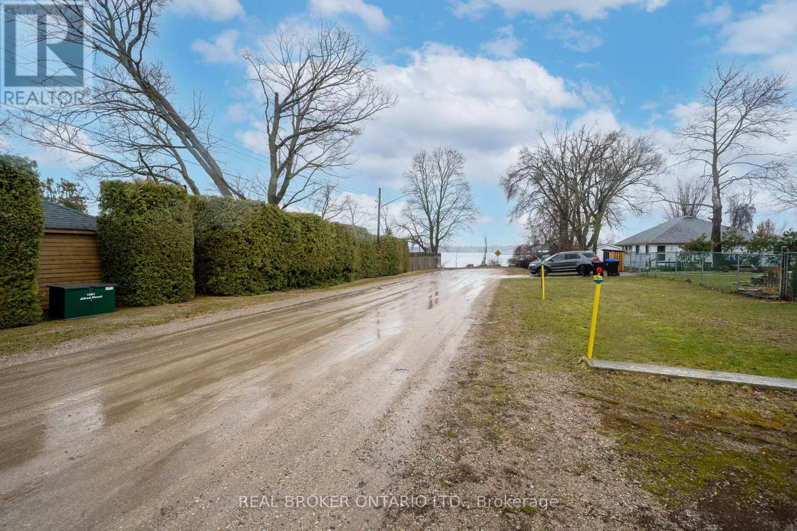 1092 Alfred Street, Innisfil, Ontario  L0L 1C0 - Photo 5 - N12986494