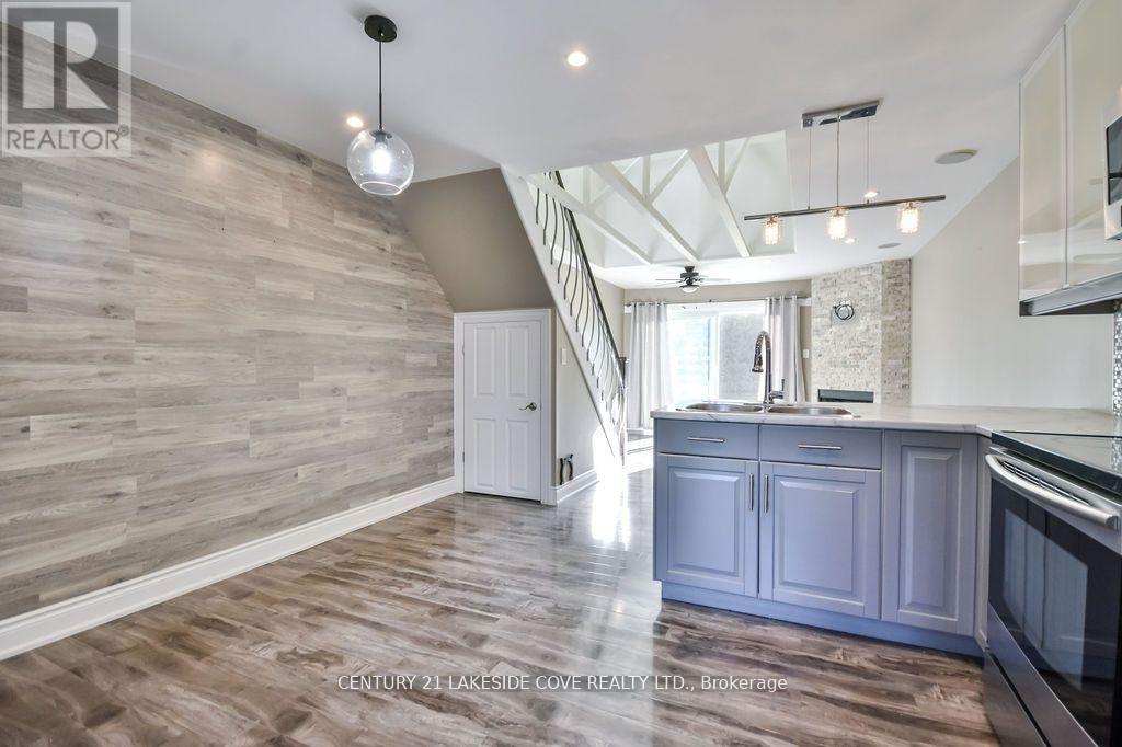 Unit 12 - 81 Laguna Parkway N, Ramara, Ontario  L0K 1B0 - Photo 5 - S12986478