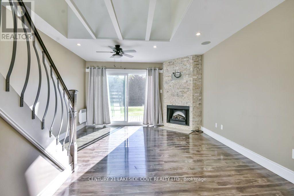 Unit 12 - 81 Laguna Parkway N, Ramara, Ontario  L0K 1B0 - Photo 9 - S12986478