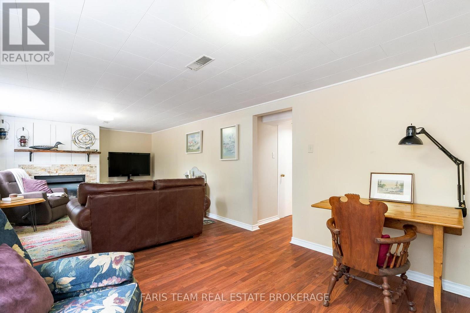 1983 Horseshoe Valley Road W, Oro-Medonte, Ontario  L4M 4Y8 - Photo 16 - S12986488