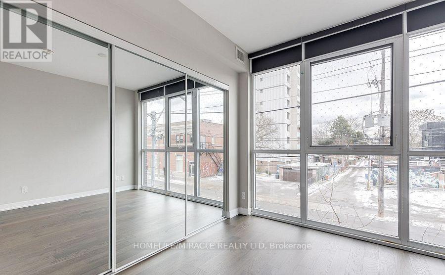 Th155 - 38 Howard Park Avenue, Toronto, Ontario  M6R 0A7 - Photo 17 - W12986486