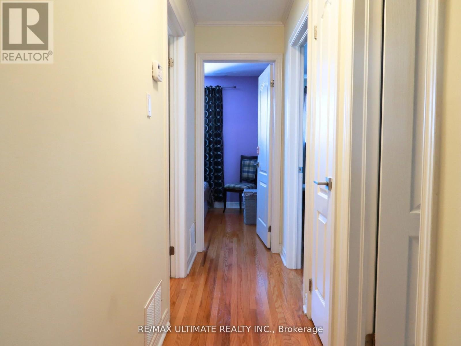 2201 Stir Crescent, Mississauga, Ontario  L4Y 3V2 - Photo 8 - W12986492