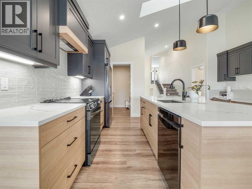 2046 30a Avenue, Coaldale, Alberta  T1M 0E9 - Photo 9 - A2300102