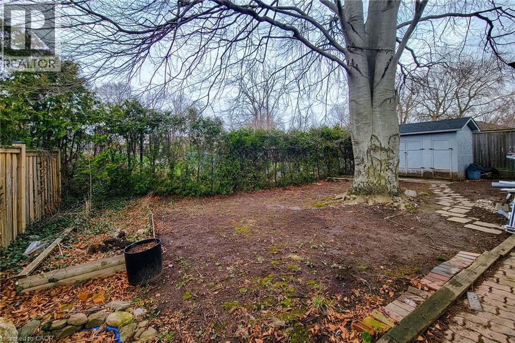 11 Collegiate Avenue, Stoney Creek, Ontario  L8G 3K9 - Photo 41 - 40818113