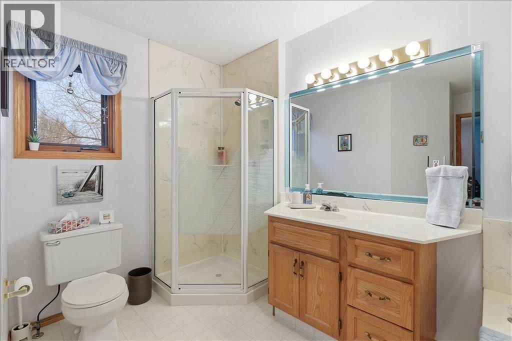 44 Pickwick Lane, Lacombe, Alberta  T4L 1T5 - Photo 24 - A2295298