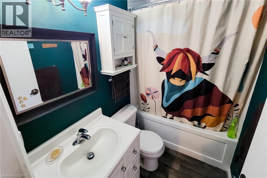 11 Collegiate Avenue, Stoney Creek, Ontario  L8G 3K9 - Photo 24 - 40818113