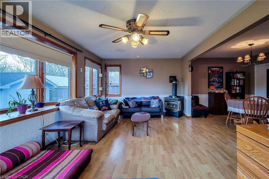 11 Collegiate Avenue, Stoney Creek, Ontario  L8G 3K9 - Photo 11 - 40818113