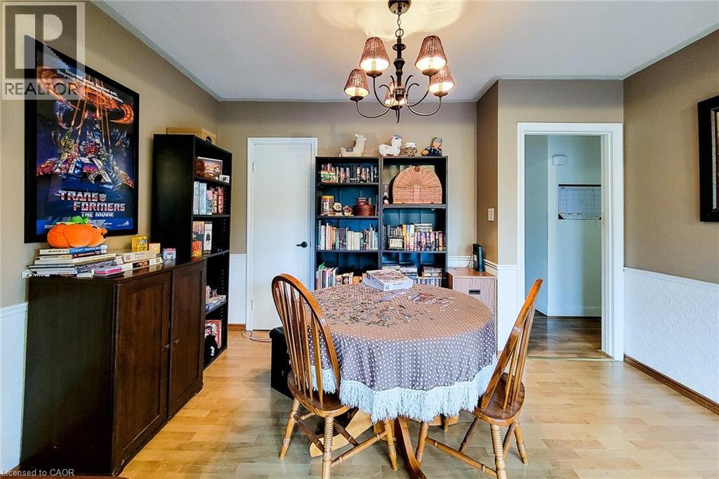 11 Collegiate Avenue, Stoney Creek, Ontario  L8G 3K9 - Photo 14 - 40818113