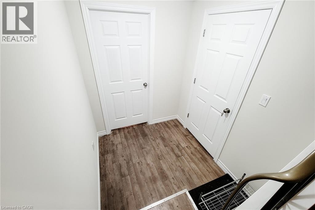 11 Collegiate Avenue, Stoney Creek, Ontario  L8G 3K9 - Photo 21 - 40818113