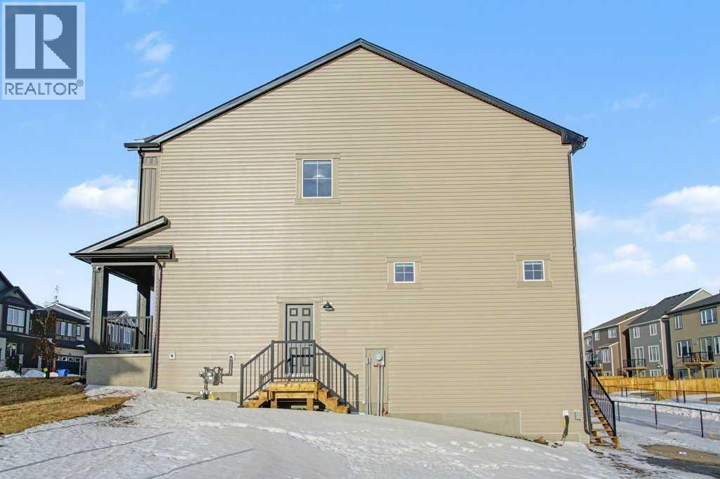 3034 Southwinds Place SW, Airdrie, Alberta  T4B 5T9 - Photo 3 - A2279538