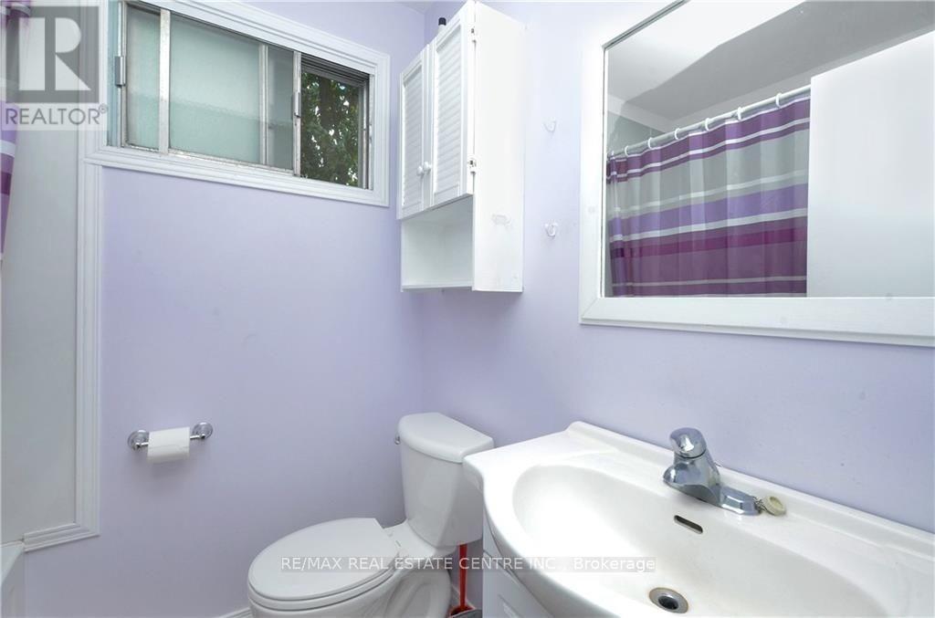 960 Meadowlands Drive, Ottawa, Ontario  K2C 0K3 - Photo 11 - X12986474