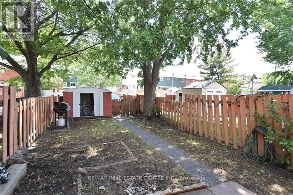 960 Meadowlands Drive, Ottawa, Ontario  K2C 0K3 - Photo 16 - X12986474
