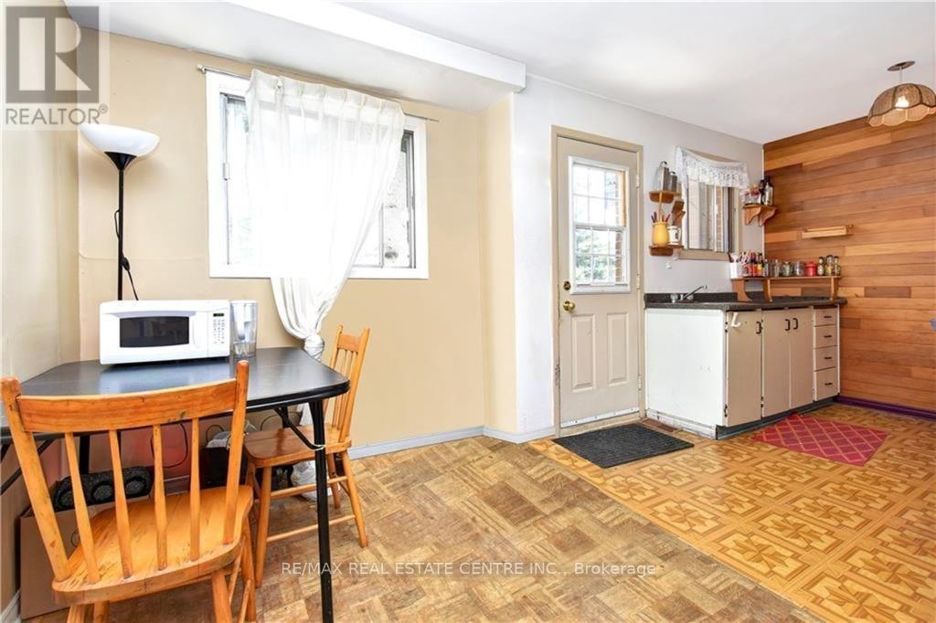 960 Meadowlands Drive, Ottawa, Ontario  K2C 0K3 - Photo 6 - X12986474