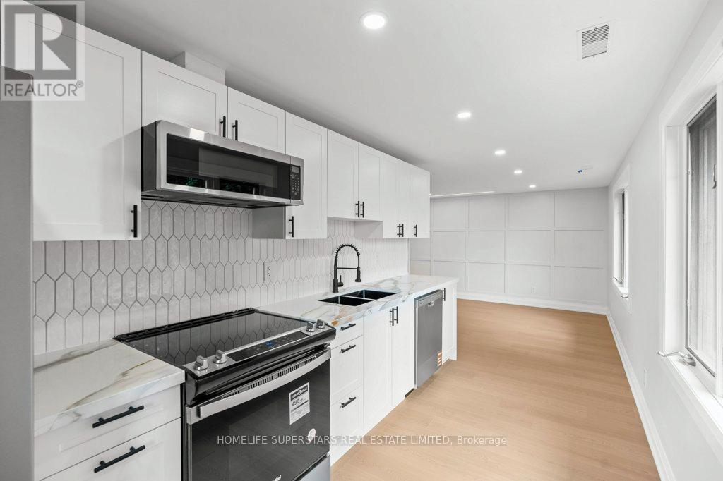 UPPER - 855 GARTH STREET, Hamilton, Ontario