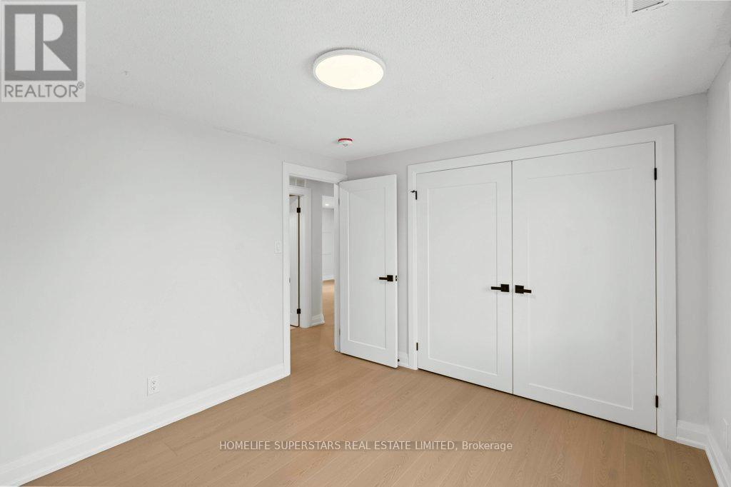 Upper - 855 Garth Street, Hamilton, Ontario  L9C 4K7 - Photo 10 - X12986504