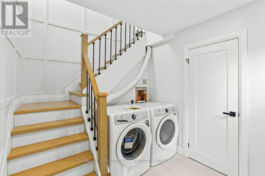 Upper - 855 Garth Street, Hamilton, Ontario  L9C 4K7 - Photo 12 - X12986504