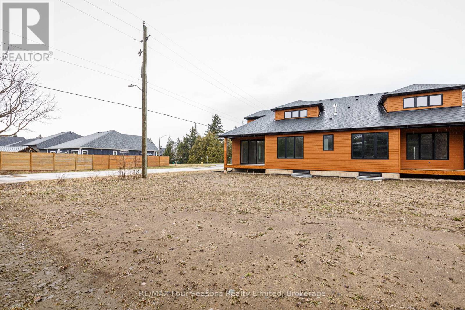3 Boynton Court, Blue Mountains, Ontario  N0H 2P0 - Photo 33 - X12968090