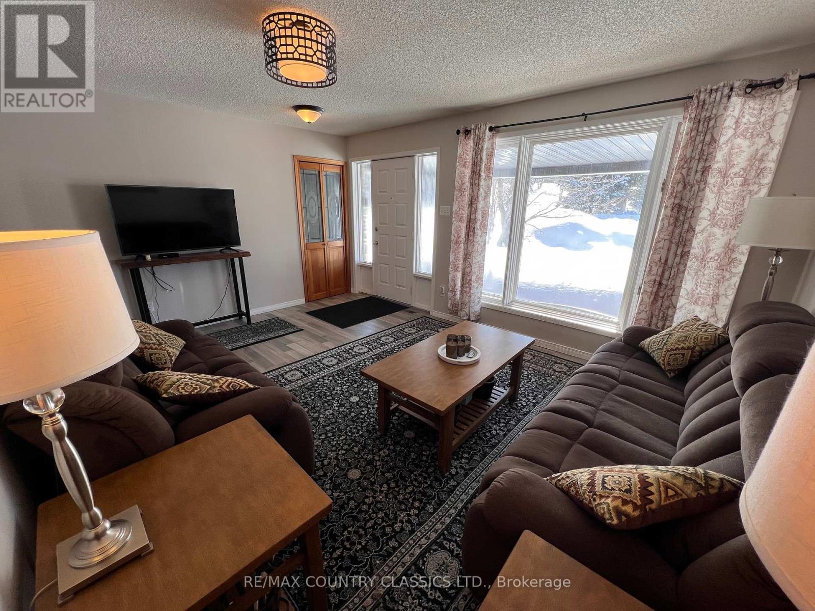 33109 Hwy 62 North, Hastings Highlands, Ontario  K0L 2S0 - Photo 4 - X12819450