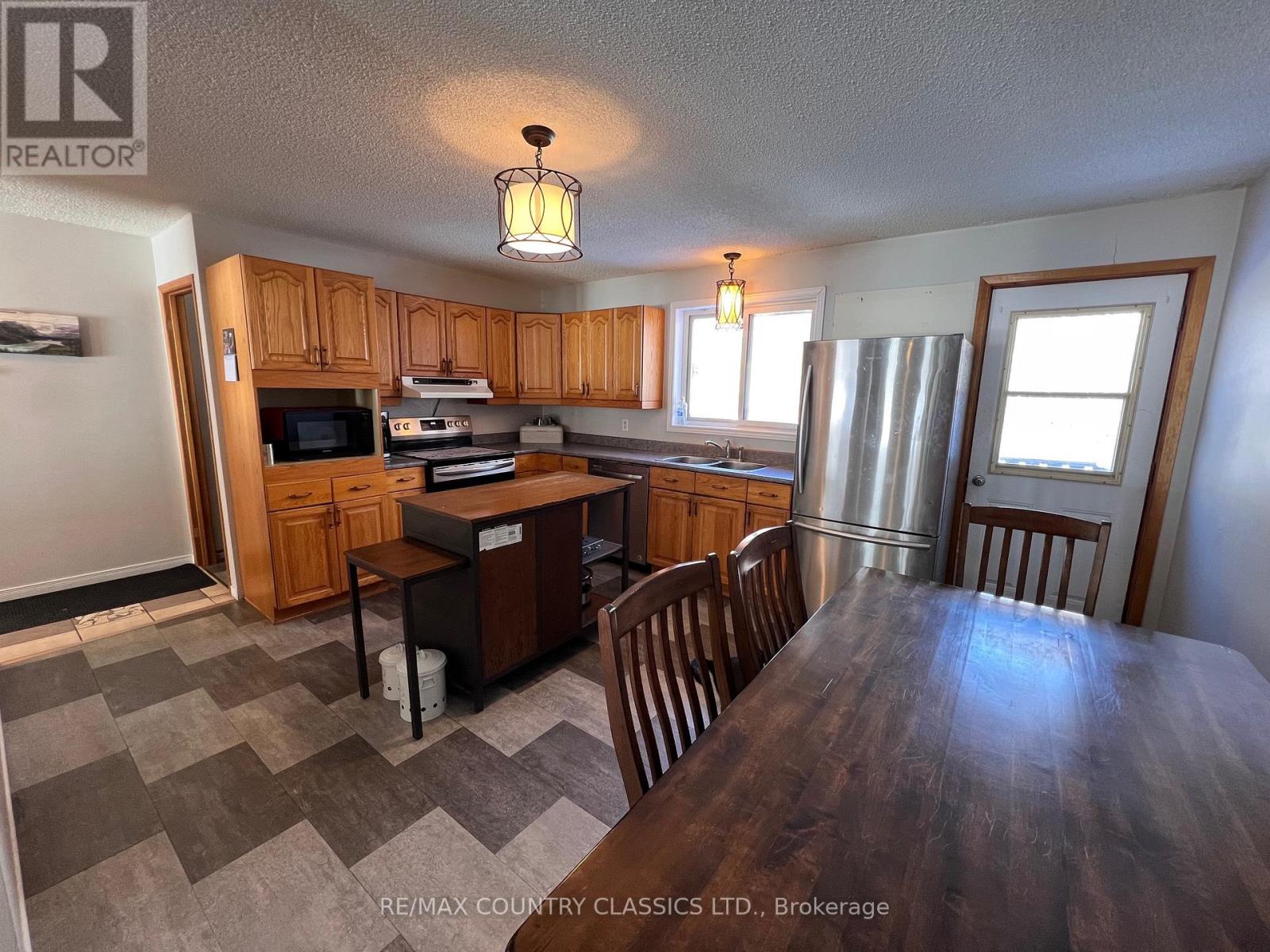 33109 Hwy 62 North, Hastings Highlands, Ontario  K0L 2S0 - Photo 9 - X12819450