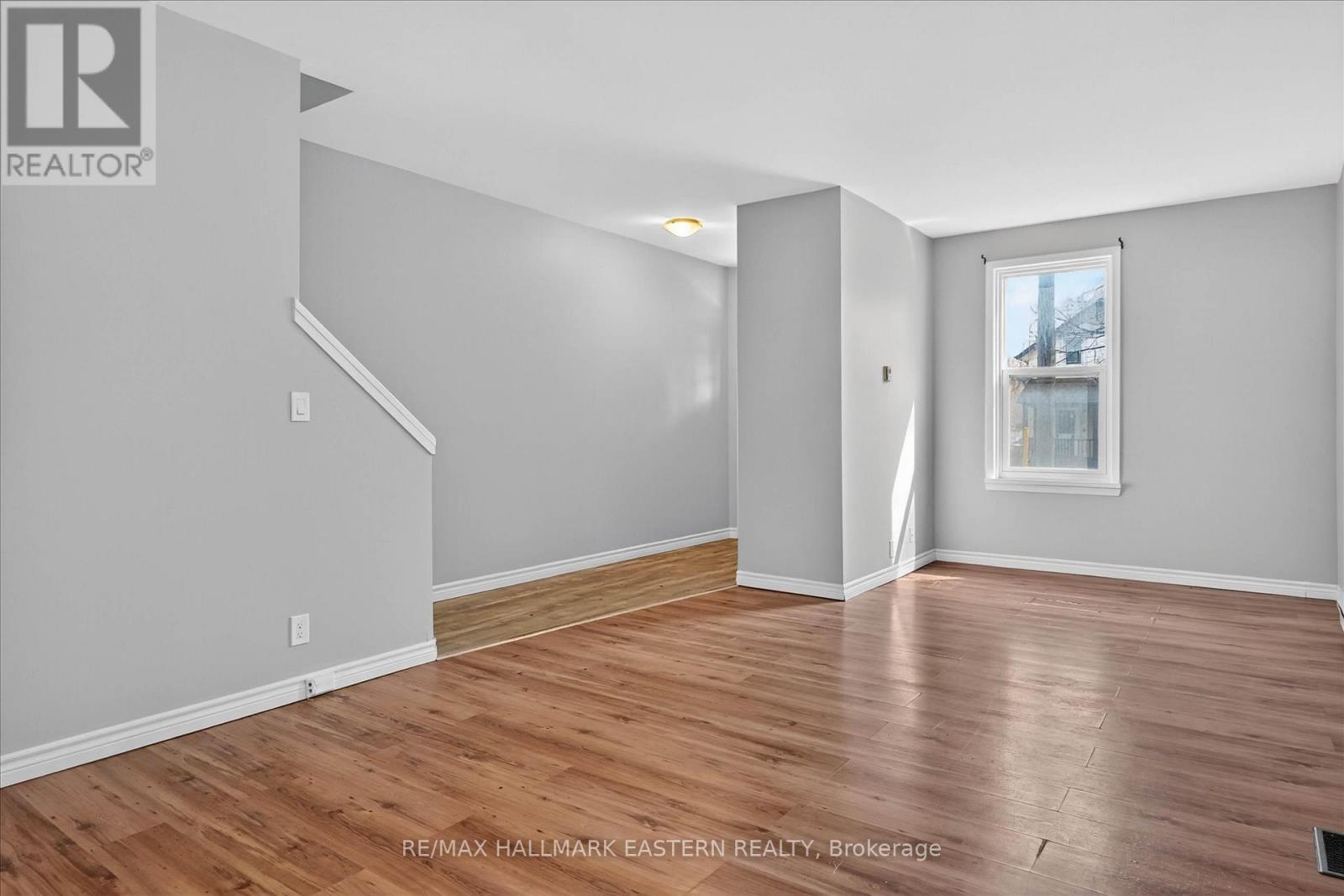 173 Rubidge Street, Peterborough, Ontario  K9J 3N6 - Photo 8 - X12981706