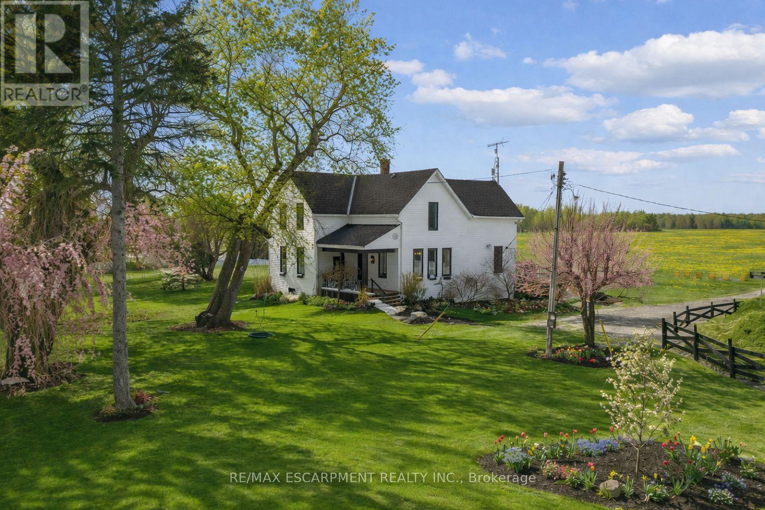 110 Cream Street, Pelham, Ontario  L0S 1C0 - Photo 4 - X12795492