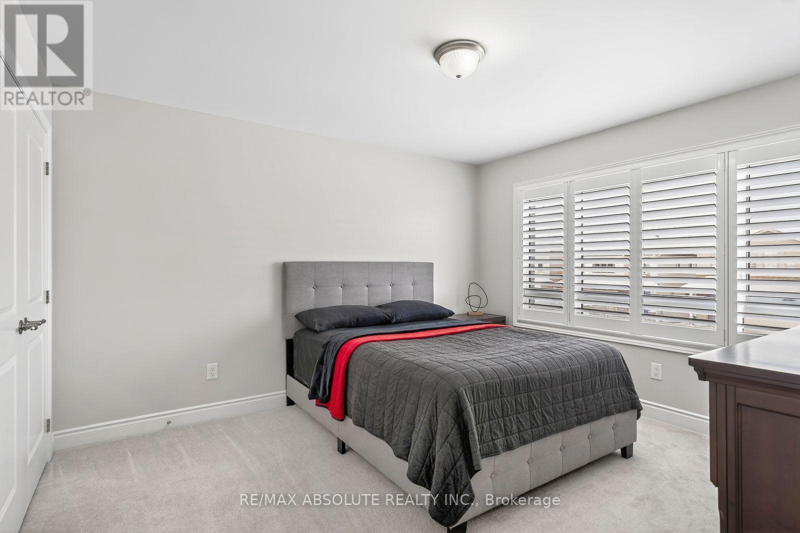 1008 Manege Street, Ottawa, Ontario  K2S 0Y7 - Photo 30 - X12740170