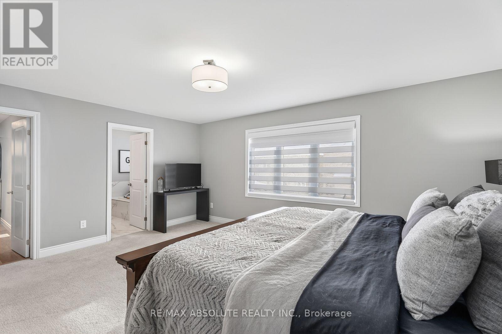 1008 Manege Street, Ottawa, Ontario  K2S 0Y7 - Photo 27 - X12740170