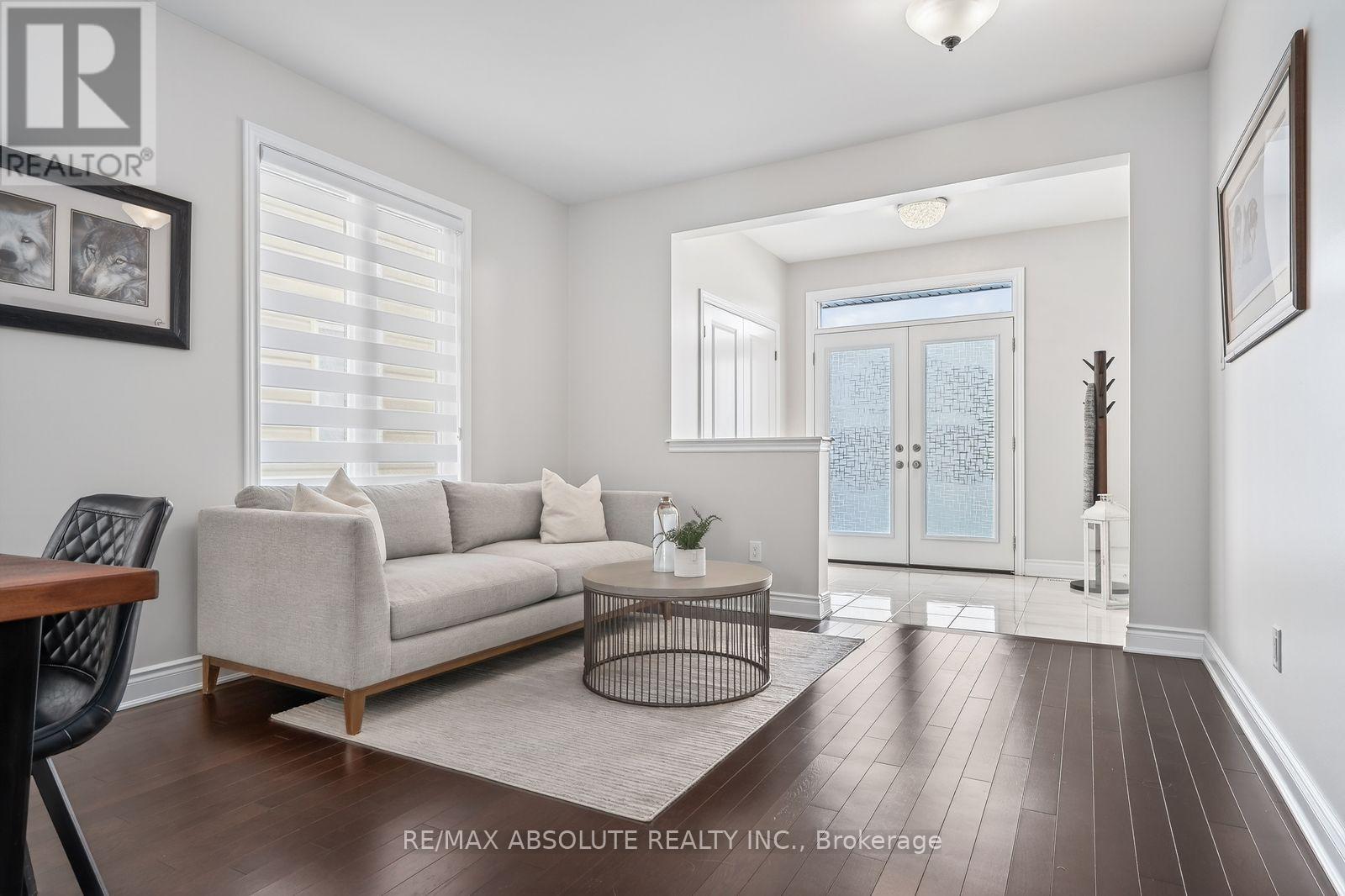 1008 Manege Street, Ottawa, Ontario  K2S 0Y7 - Photo 5 - X12740170