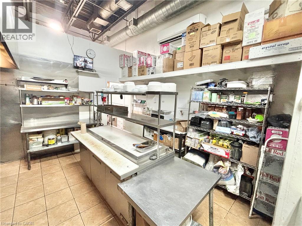 500 Can-Amera Parkway Unit# J, Cambridge, Ontario  N1T 2H2 - Photo 4 - 40819836