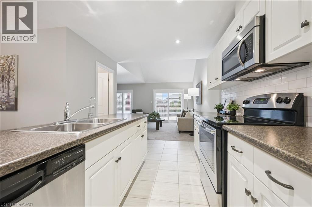 354 Finoro Crescent, Elmira, Ontario  N3B 0C3 - Photo 11 - 40805632