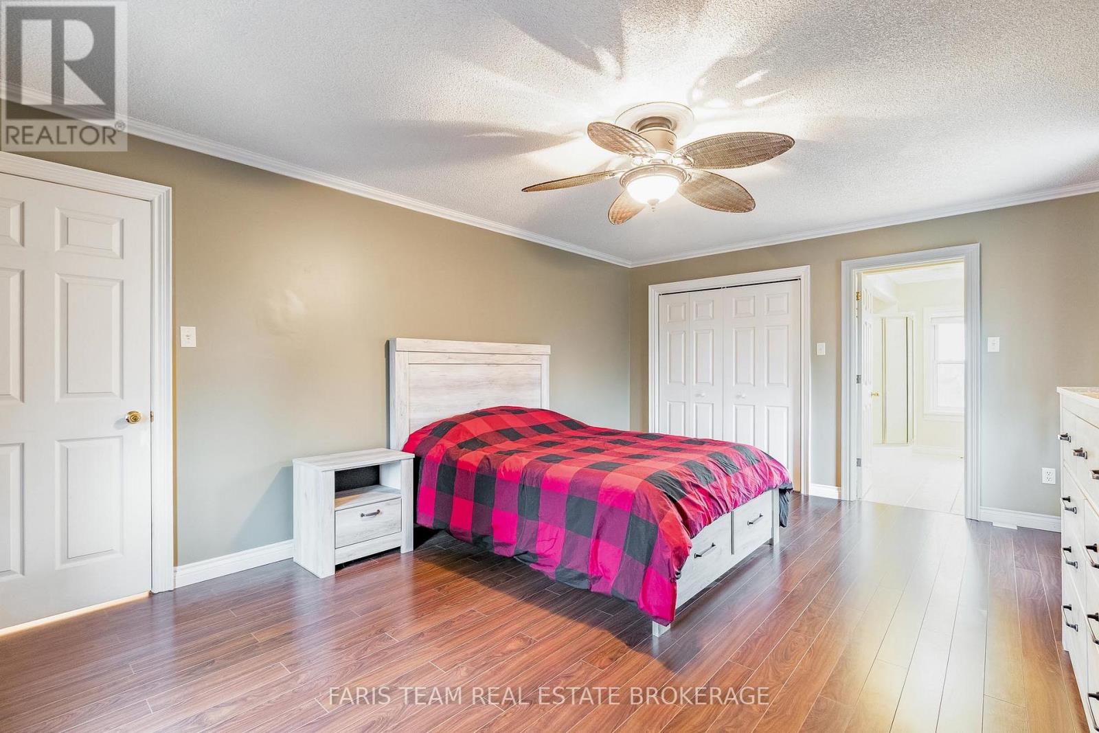 301 Concession 4 Road E, Tiny, Ontario  L0L 2T0 - Photo 21 - S12984494