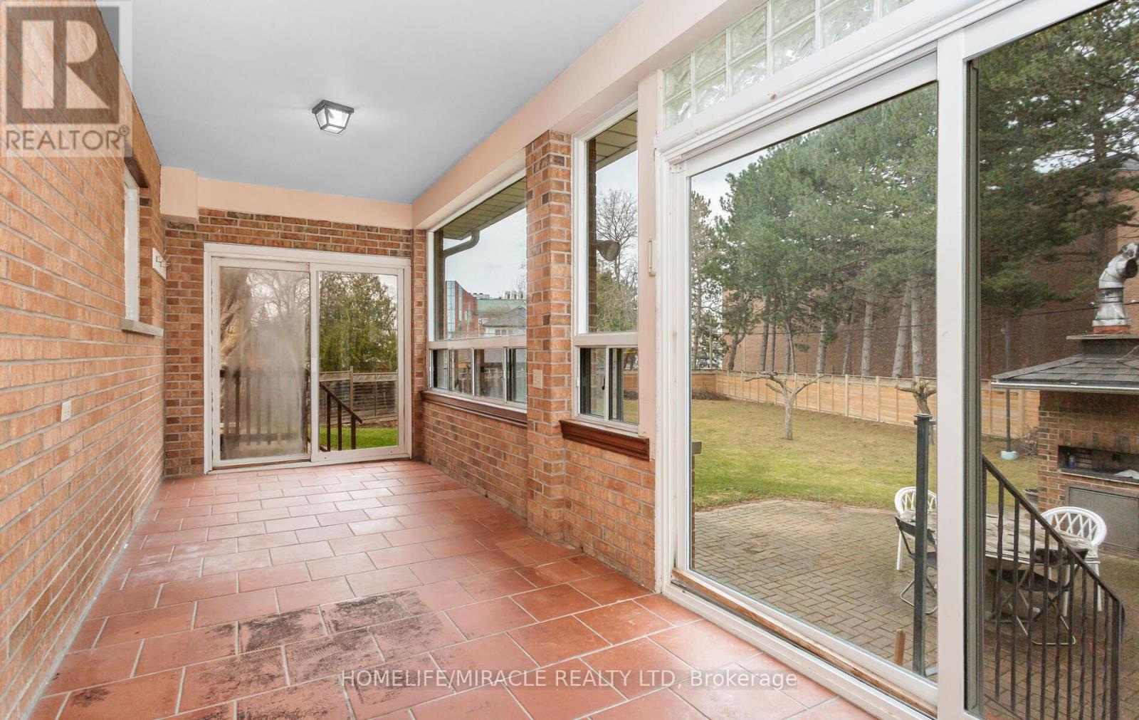 85 Harlow Crescent, Toronto, Ontario  M9V 2Y8 - Photo 47 - W12970456