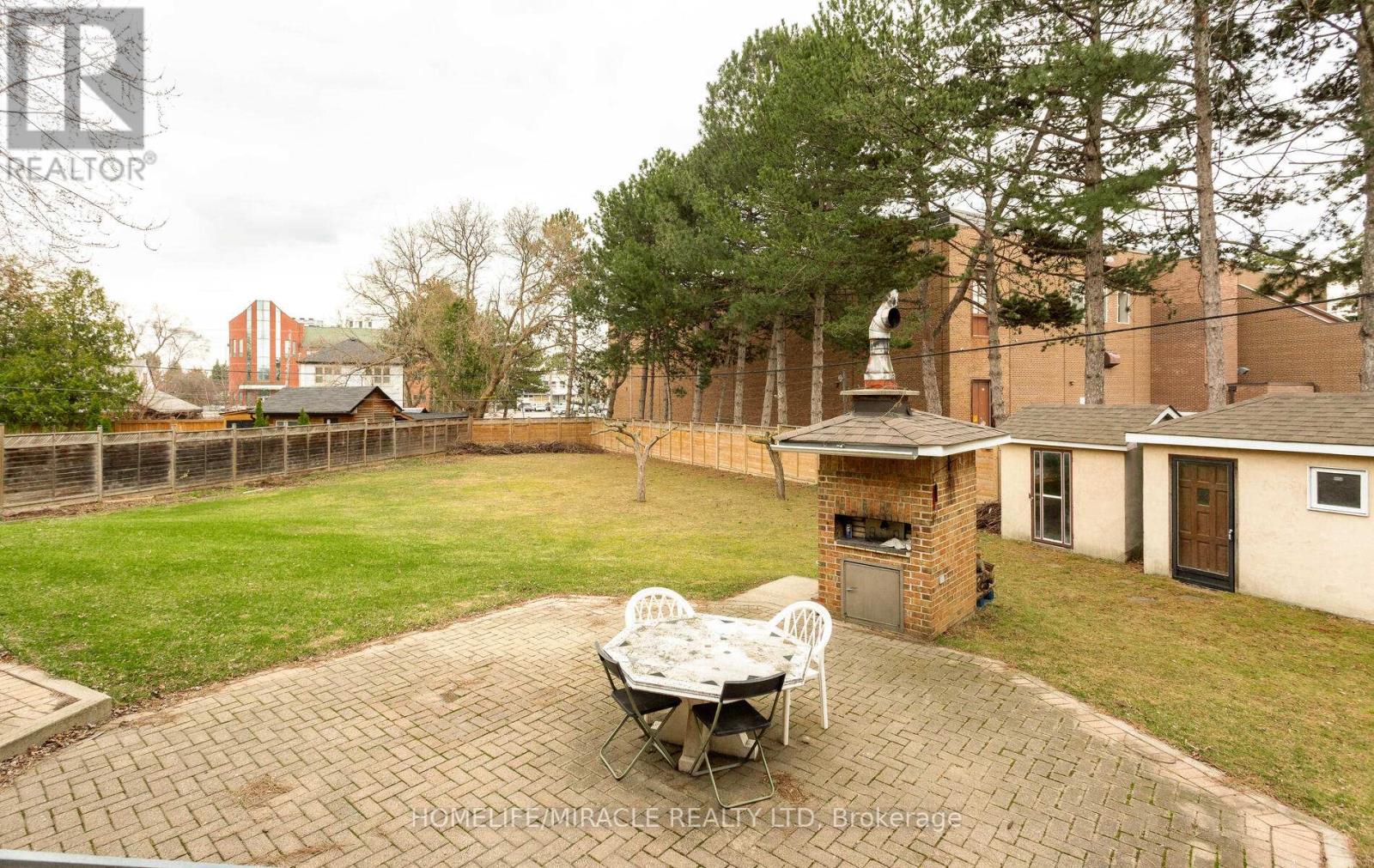 85 Harlow Crescent, Toronto, Ontario  M9V 2Y8 - Photo 49 - W12970456